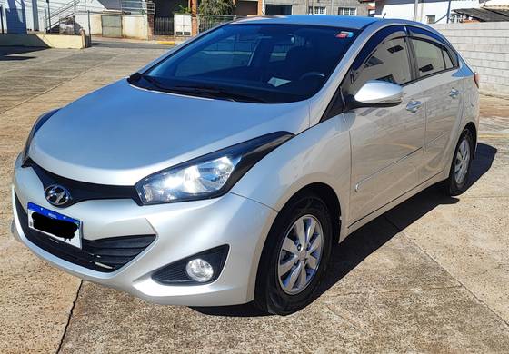 HYUNDAI HB20S 1.6 COMFORT PLUS 16V FLEX 4P AUTOMÁTICO HYUNDAI HB20S 1.6 COMFORT PLUS 16V FLEX 4P AUTOMÁTICO